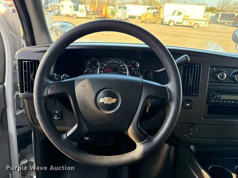 image for item EG2629 2008 Chevrolet Express G3500 school bus