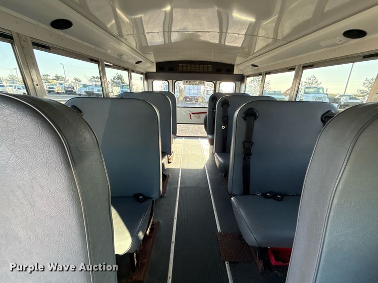 image for item EG2629 2008 Chevrolet Express G3500 school bus