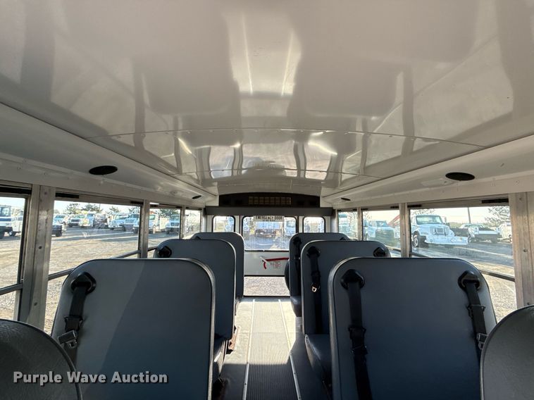 image for item EG2629 2008 Chevrolet Express G3500 school bus