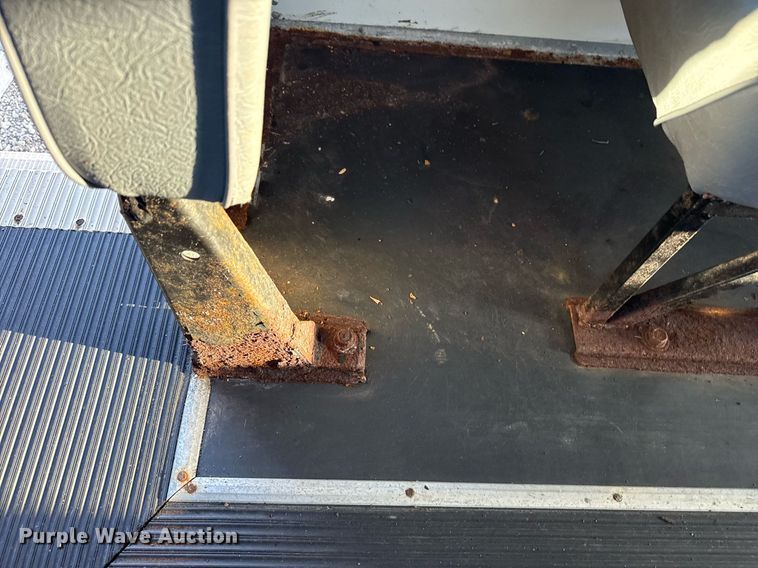 image for item EG2629 2008 Chevrolet Express G3500 school bus