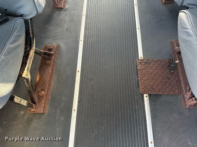 image for item EG2629 2008 Chevrolet Express G3500 school bus