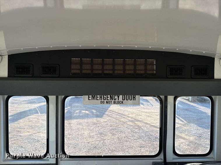 image for item EG2629 2008 Chevrolet Express G3500 school bus