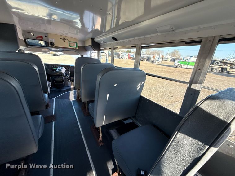 image for item EG2629 2008 Chevrolet Express G3500 school bus