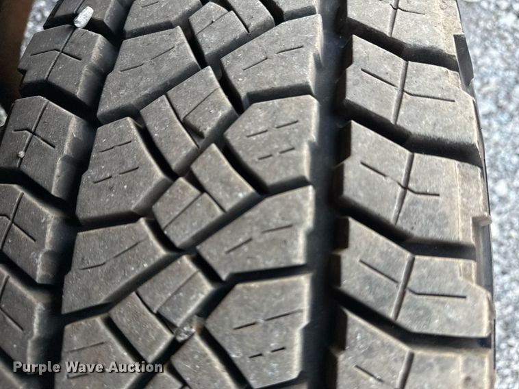 image for item EG2629 2008 Chevrolet Express G3500 school bus