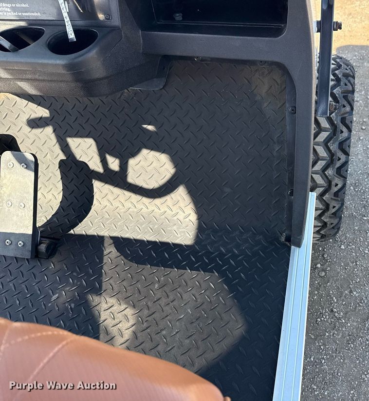 image for item EG2634 2022 Dannys Custom Golf Carts golf cart