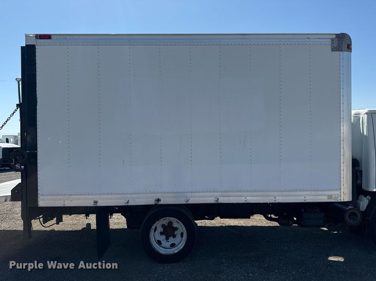 image for item EG2639 2005 GMC W4500 box truck