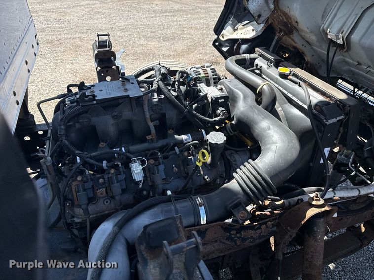 image for item EG2639 2005 GMC W4500 box truck