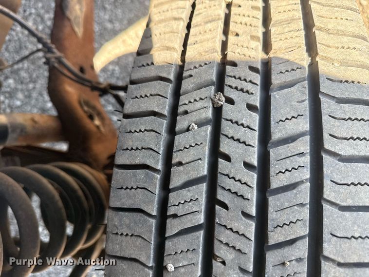 image for item EG2642 2011 Ford E450 Super Duty box truck