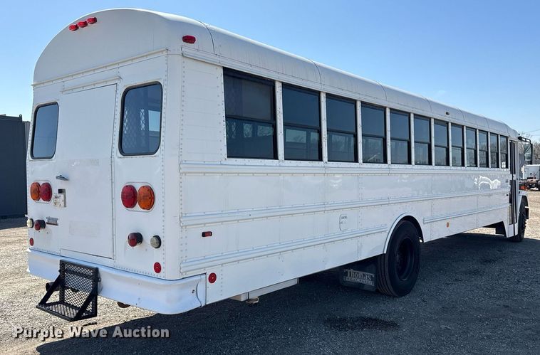 image for item EG2643 2007 Freightliner FS65 bus