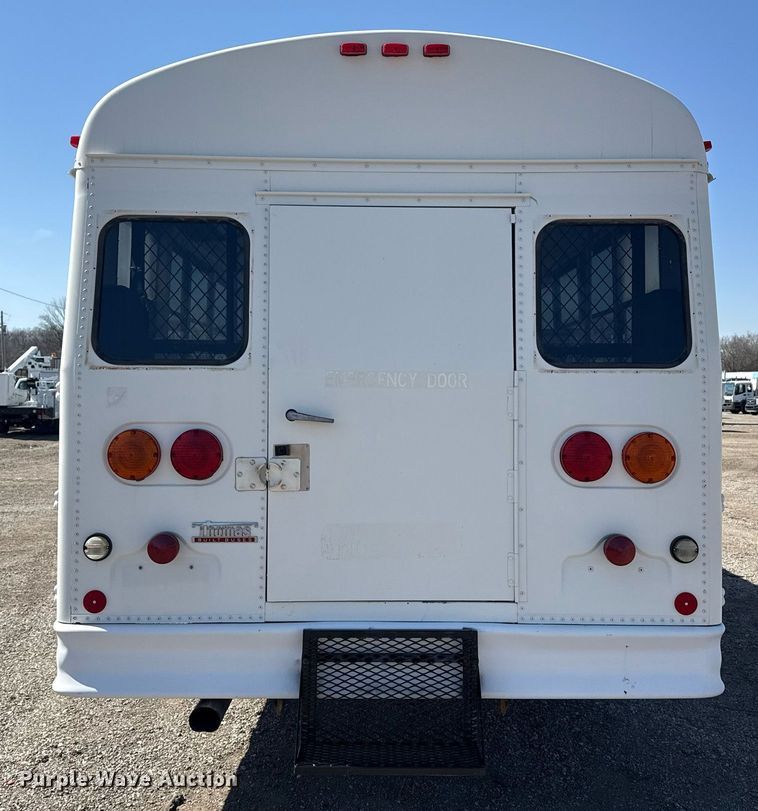 image for item EG2643 2007 Freightliner FS65 bus