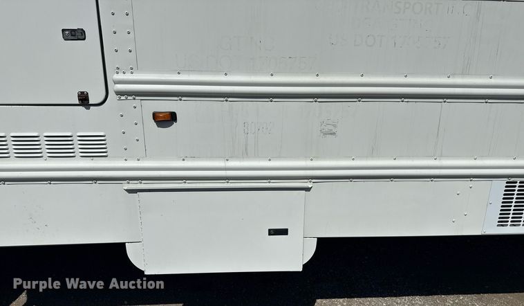image for item EG2643 2007 Freightliner FS65 bus