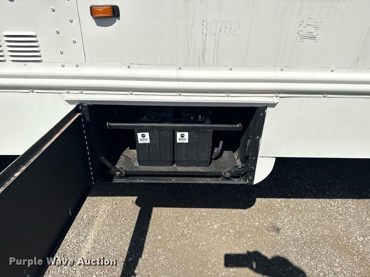 image for item EG2643 2007 Freightliner FS65 bus