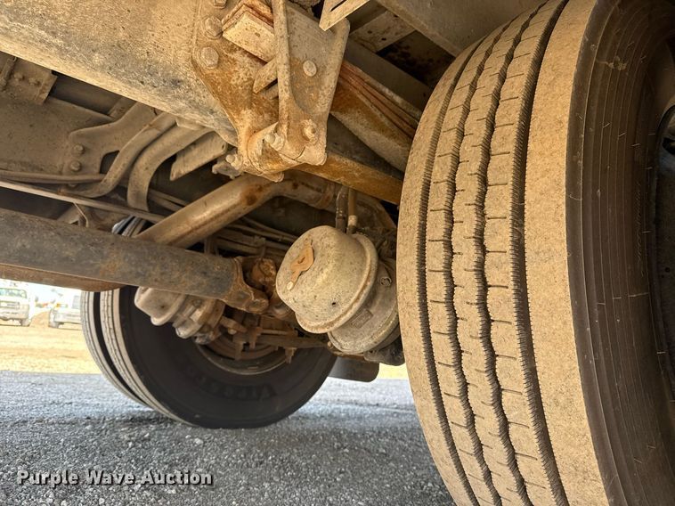 image for item EG2643 2007 Freightliner FS65 bus