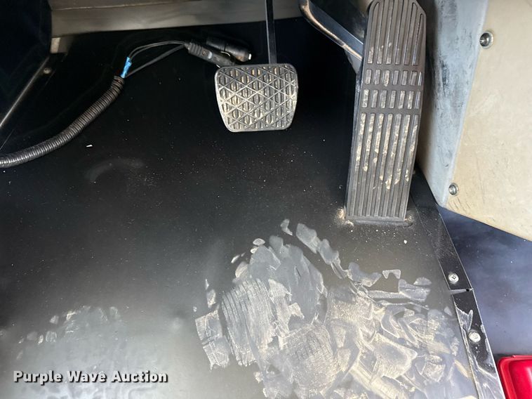 image for item EG2643 2007 Freightliner FS65 bus