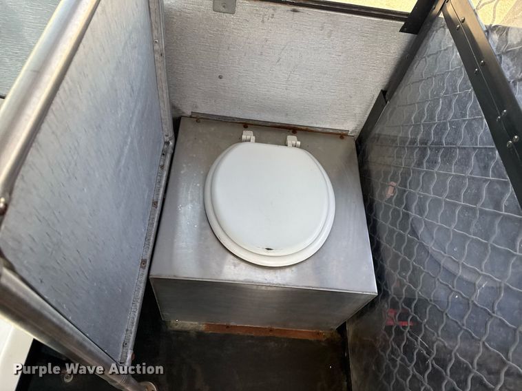 image for item EG2643 2007 Freightliner FS65 bus