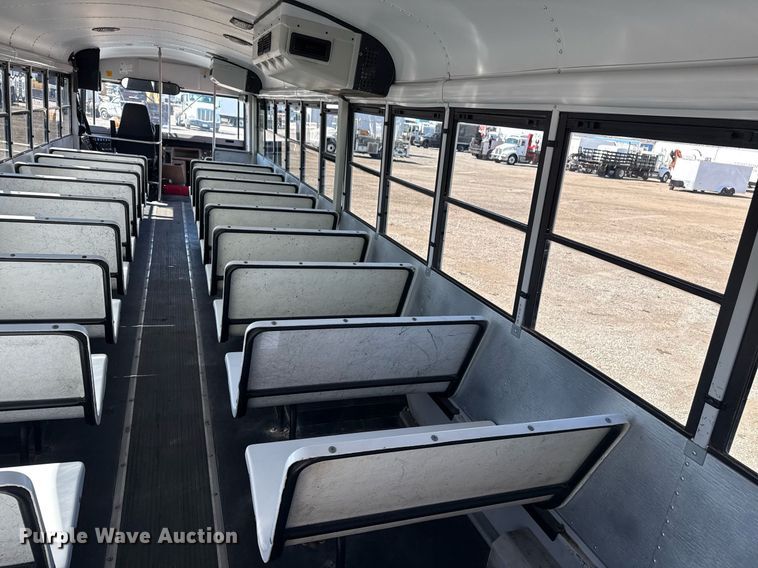 image for item EG2643 2007 Freightliner FS65 bus