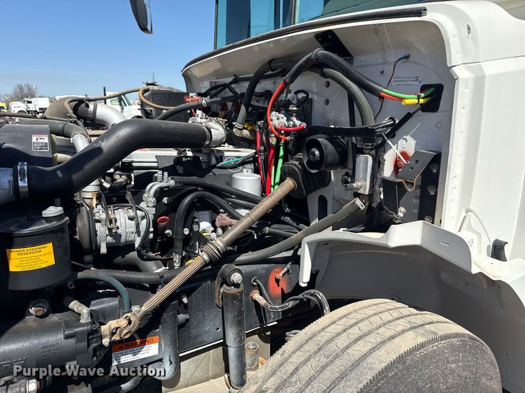 image for item EG2643 2007 Freightliner FS65 bus