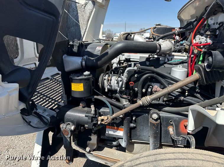 image for item EG2643 2007 Freightliner FS65 bus