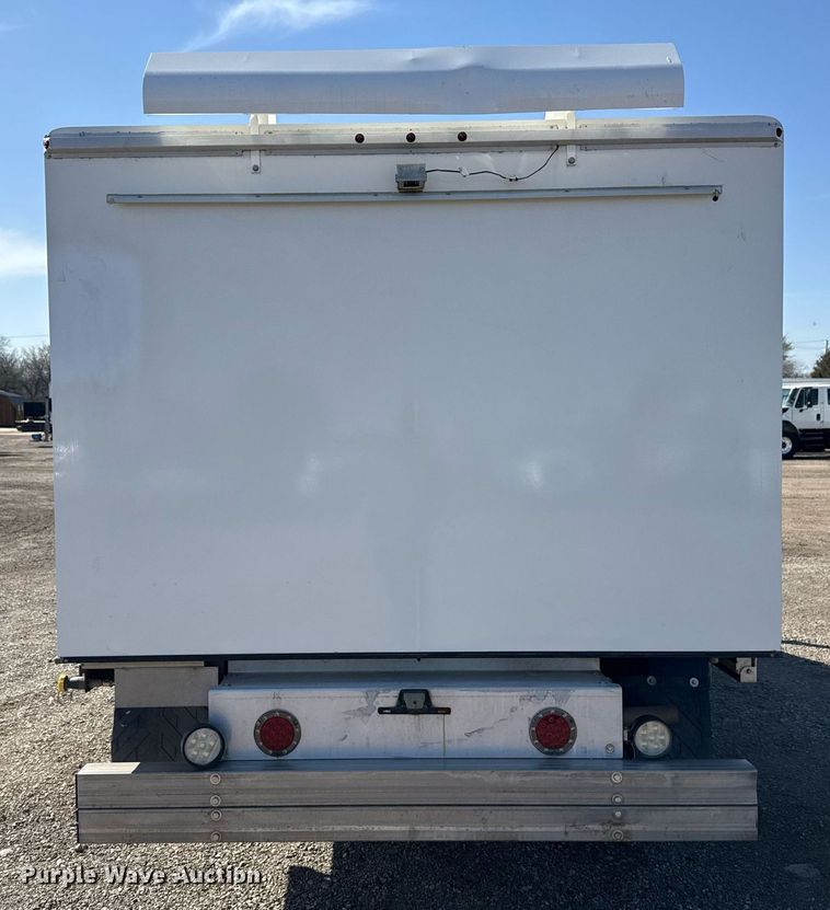 image for item EG2645 2018 Ford E450 Super Duty refrigerated truck