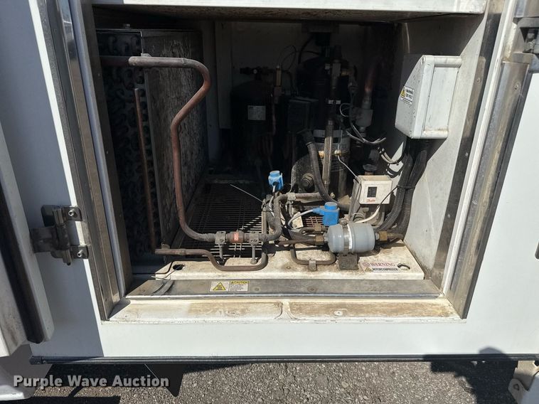 image for item EG2645 2018 Ford E450 Super Duty refrigerated truck