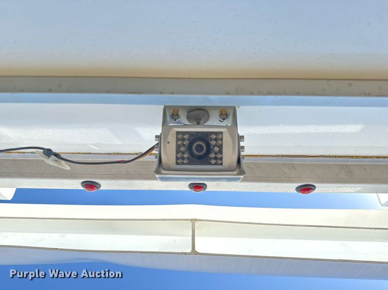 image for item EG2645 2018 Ford E450 Super Duty refrigerated truck