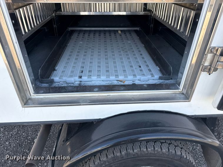 image for item EG2645 2018 Ford E450 Super Duty refrigerated truck