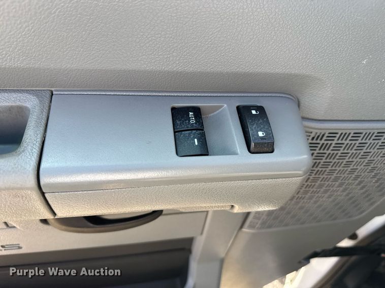 image for item EG2645 2018 Ford E450 Super Duty refrigerated truck