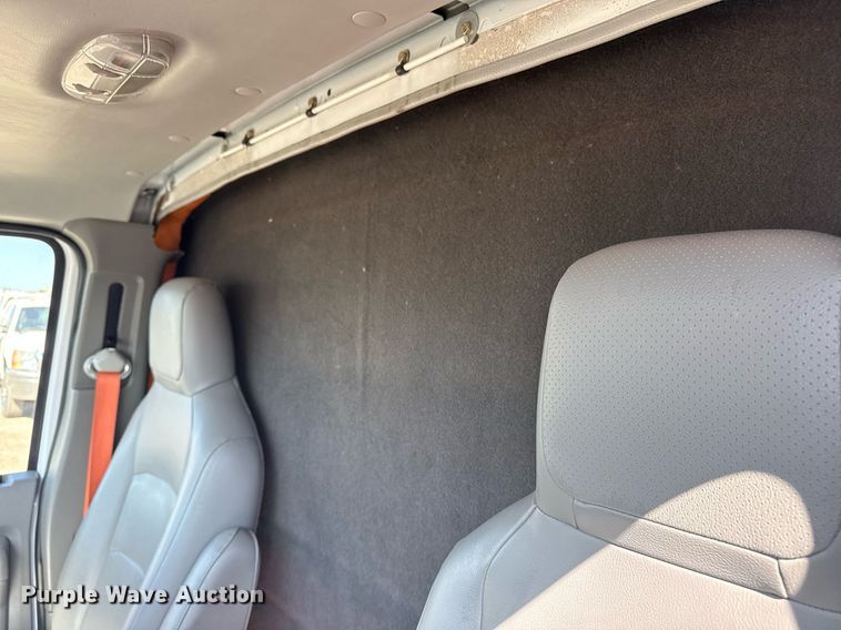 image for item EG2645 2018 Ford E450 Super Duty refrigerated truck