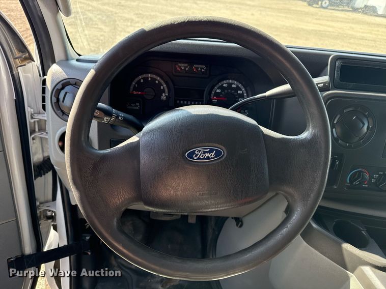 image for item EG2645 2018 Ford E450 Super Duty refrigerated truck