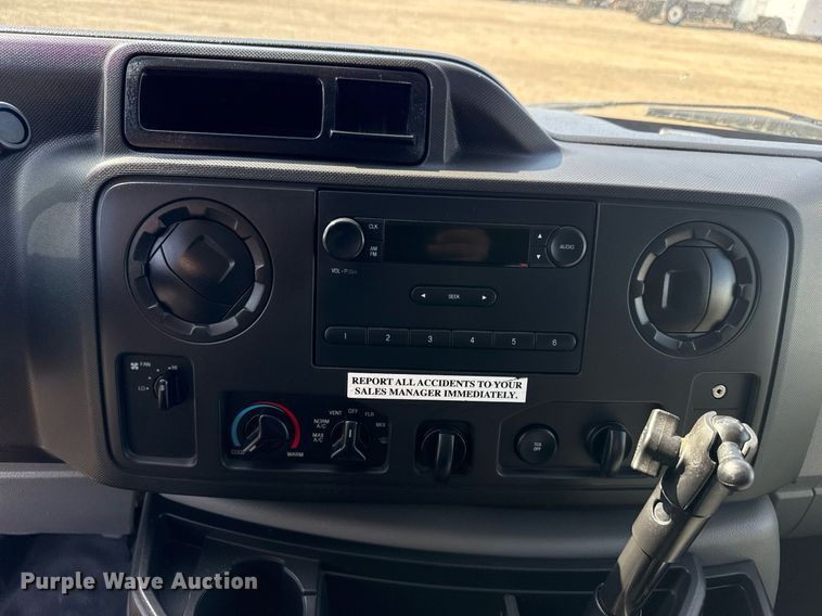 image for item EG2645 2018 Ford E450 Super Duty refrigerated truck