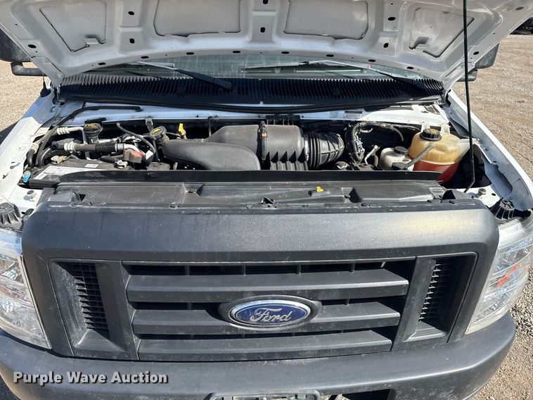 image for item EG2645 2018 Ford E450 Super Duty refrigerated truck