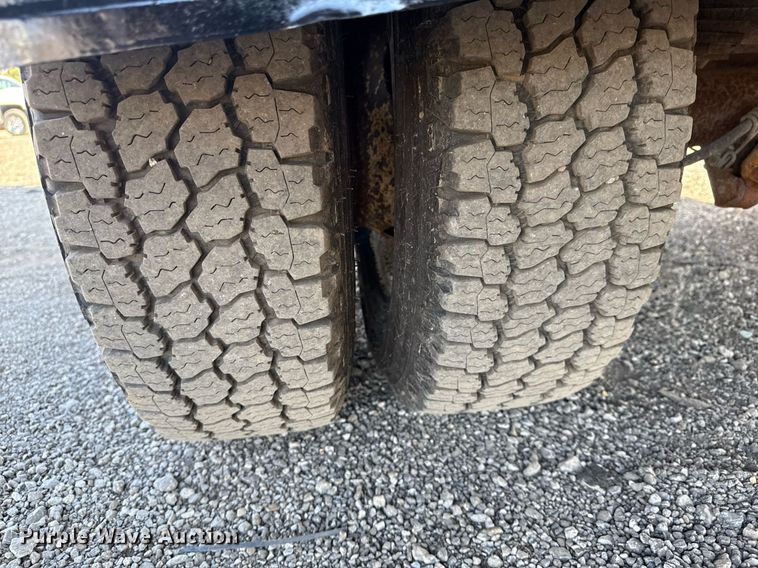 image for item EG2645 2018 Ford E450 Super Duty refrigerated truck