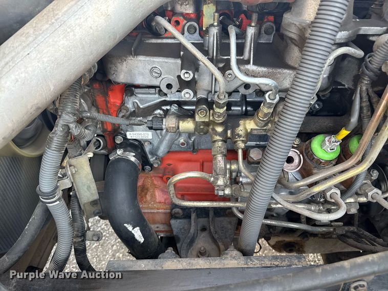 image for item EG2650 2001 Isuzu F7 flatbed truck