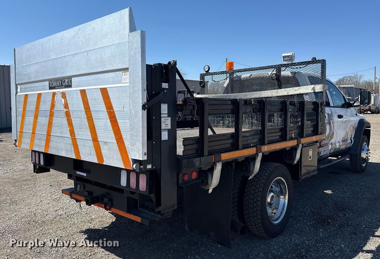 image for item EG2667 2009 Dodge Ram 5500 Quad Cab flatbed truck