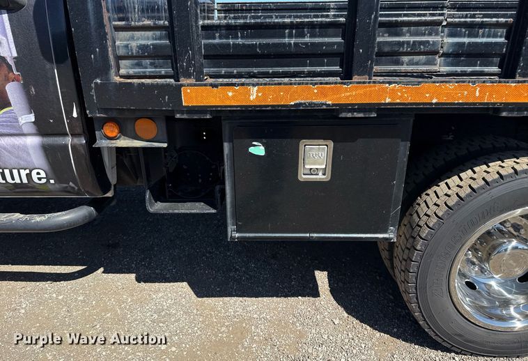 image for item EG2667 2009 Dodge Ram 5500 Quad Cab flatbed truck