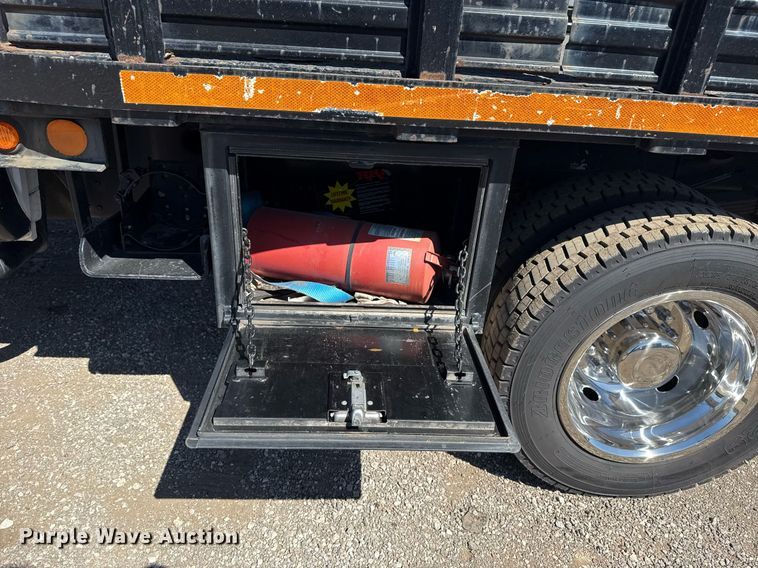 image for item EG2667 2009 Dodge Ram 5500 Quad Cab flatbed truck