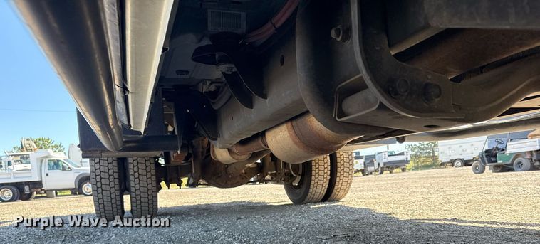 image for item EG2667 2009 Dodge Ram 5500 Quad Cab flatbed truck