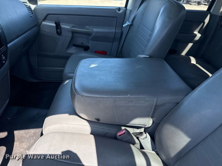 image for item EG2667 2009 Dodge Ram 5500 Quad Cab flatbed truck