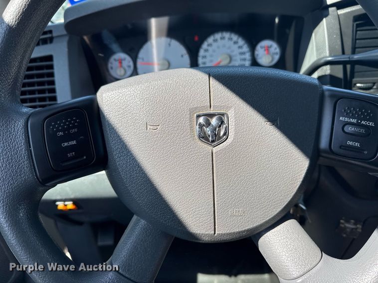 image for item EG2667 2009 Dodge Ram 5500 Quad Cab flatbed truck