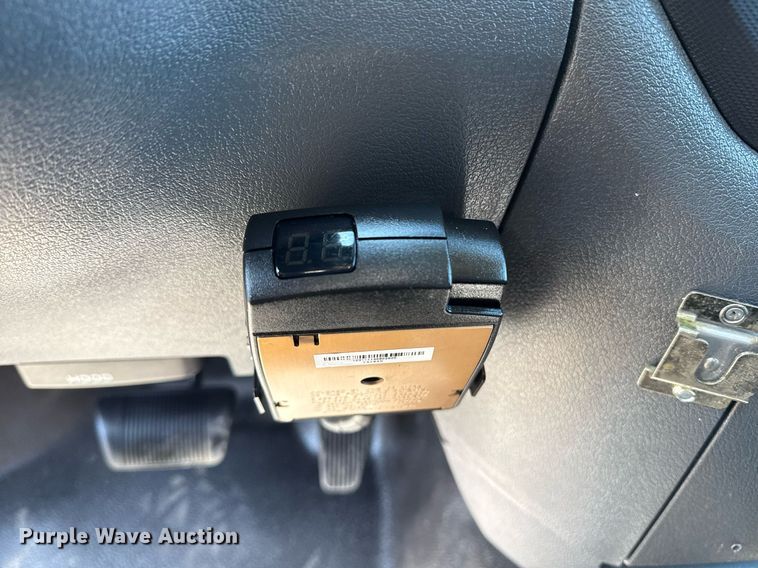 image for item EG2667 2009 Dodge Ram 5500 Quad Cab flatbed truck