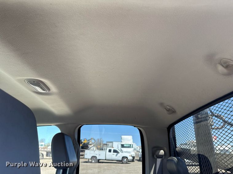 image for item EG2667 2009 Dodge Ram 5500 Quad Cab flatbed truck