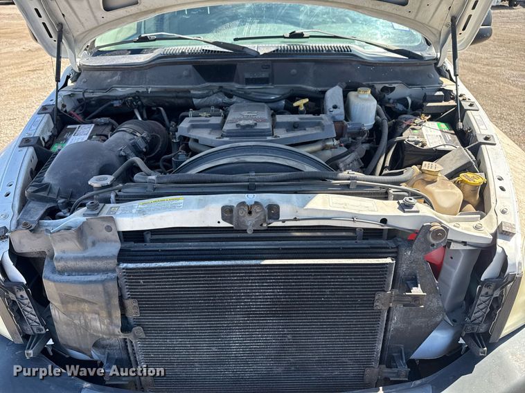 image for item EG2667 2009 Dodge Ram 5500 Quad Cab flatbed truck