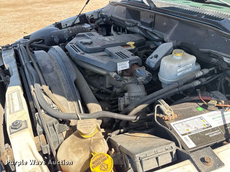 image for item EG2667 2009 Dodge Ram 5500 Quad Cab flatbed truck