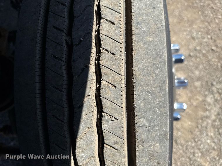 image for item EG2667 2009 Dodge Ram 5500 Quad Cab flatbed truck