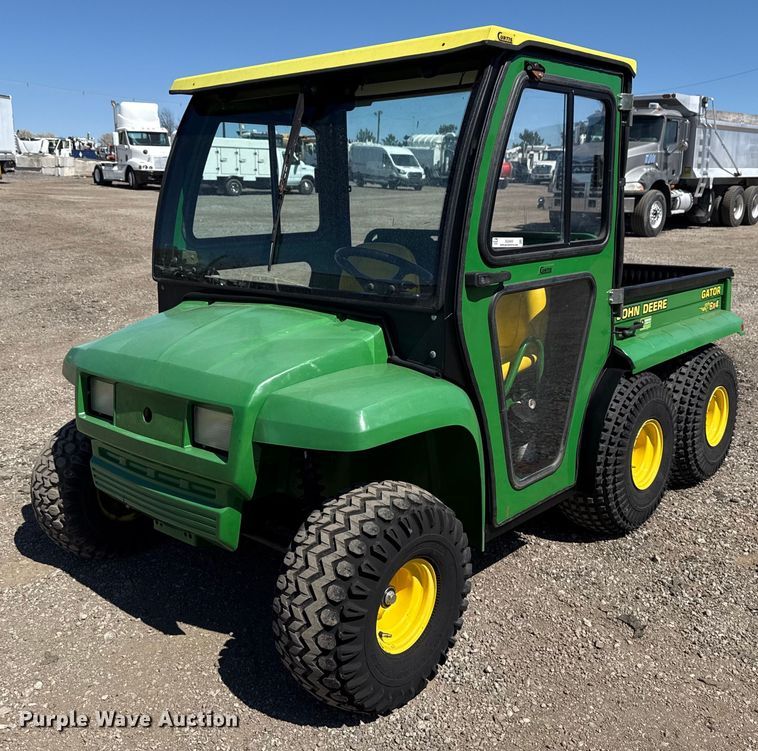 image for item EG5669 2002 John Deere Gator utility vehicle
