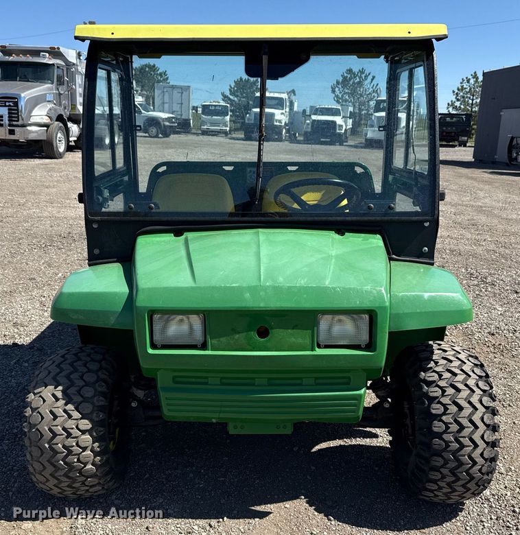 image for item EG5669 2002 John Deere Gator utility vehicle