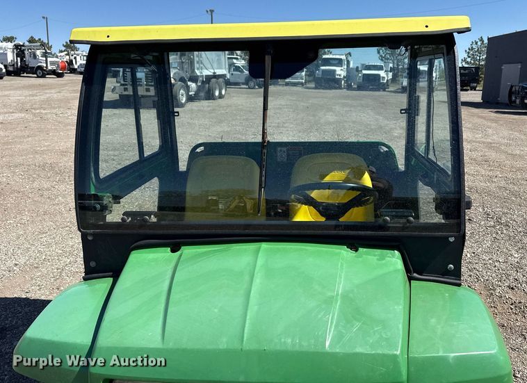image for item EG5669 2002 John Deere Gator utility vehicle