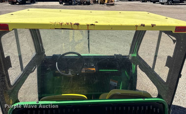 image for item EG5669 2002 John Deere Gator utility vehicle
