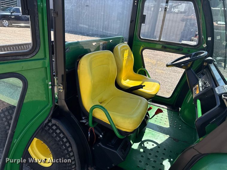 image for item EG5669 2002 John Deere Gator utility vehicle