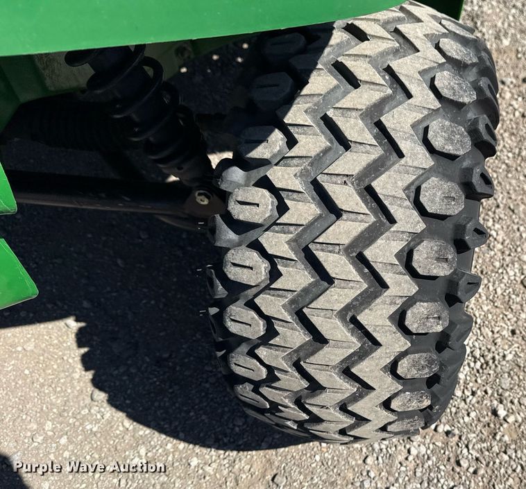 image for item EG5669 2002 John Deere Gator utility vehicle